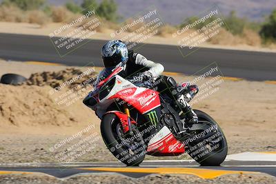 media/Oct-08-2022-SoCal Trackdays (Sat) [[1fc3beec89]]/Turn 10 (945am)/